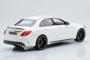 Mercedes C63S AMG W205 Weiss GT Spirit 1:18 B66960370 Resin – Bild 2 von 6