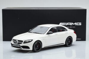 Mercedes C63S AMG W205 Weiss GT Spirit 1:18 B66960370 Resin – Bild 6 von 6
