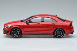 Mercedes CLA 45 AMG C117 Jupiter Rot GT Spirit 1:18 GT031 Resin – Bild 3 von 6