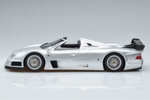 Mercedes CLK GTR Roadster Silber GT Spirit 1:18 GT155 Resin – Bild 3 von 6