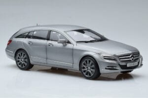 Mercedes CLS Shooting Brake X218 Alanite Grau Norev 1:18 B66960117 Metall – Bild 5 von 7