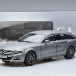 Mercedes CLS Shooting Brake X218 Alanite Grau Norev 1:18 - image 7 of 7