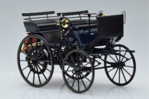 Mercedes Daimler Motorkutsche Dunkelblau Norev 1:18 183700 Metall – Bild 4 von 6