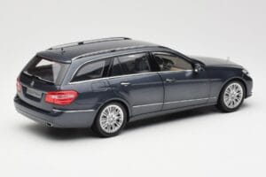 Mercedes E-Class S212 T-Modell Tenorit Grau Metallic Minichamps 1:18 B66962447 Metall – Bild 3 von 8