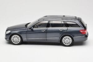 Mercedes E-Class S212 T-Modell Tenorit Grau Metallic Minichamps 1:18 B66962447 Metall – Bild 4 von 8