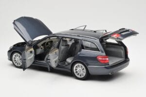 Mercedes E-Class S212 T-Modell Tenorit Grau Metallic Minichamps 1:18 B66962447 Metall – Bild 5 von 8