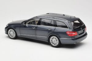 Mercedes E-Class S212 T-Modell Tenorit Grau Metallic Minichamps 1:18 B66962447 Metall – Bild 7 von 8
