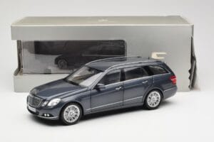 Mercedes E-Class S212 T-Modell Tenorit Grau Metallic Minichamps 1:18 B66962447 Metall – Bild 8 von 8