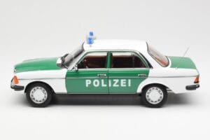 Mercedes E-Class W123 Polizei Norev 1:18 B66040676 Metall – Bild 4 von 8