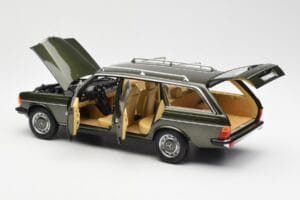Mercedes 230T W123 T-Modell Grün Metallic Norev 1:18 183730 Metall – Bild 5 von 8