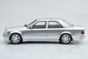 Mercedes E500 W124 Silber Otto 1:18 OT623 Resin – Bild 3 von 6