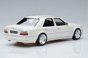 Mercedes E60 AMG W124 Weiss Otto 1:18 B66040640 Resin – Bild 2 von 6