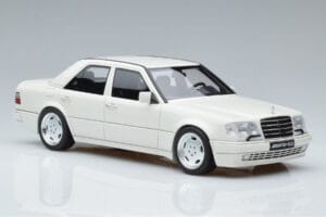 Mercedes E60 AMG W124 Weiss Otto 1:18 B66040640 Resin – Bild 4 von 6