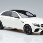 Mercedes AMG E63 S W213 Weiss GT Spirit 1:18 - image 4 of 6