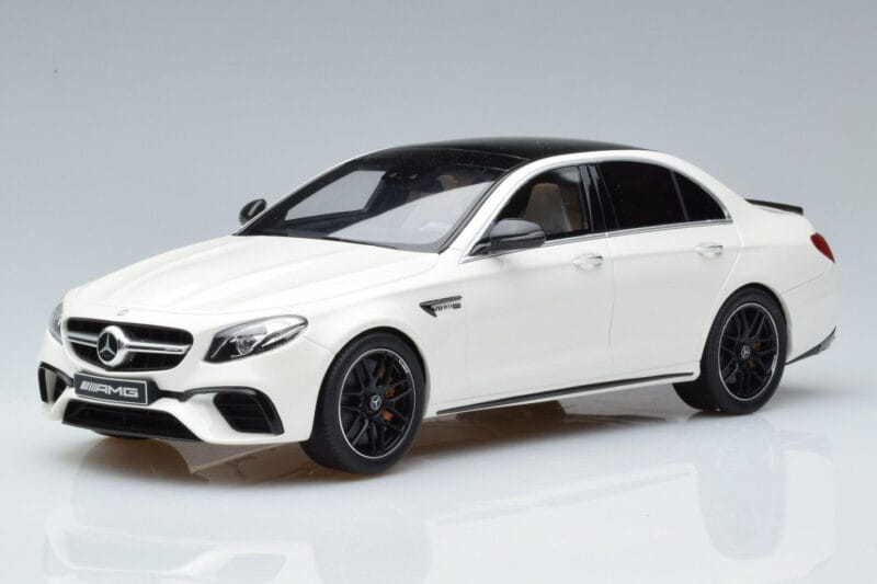 Mercedes AMG E63 S W213 Weiss GT Spirit 1:18