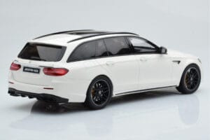Mercedes AMG E63 S S213 T-Model Weiss GT Spirit 1:18 GT795 Resin – Bild 2 von 6