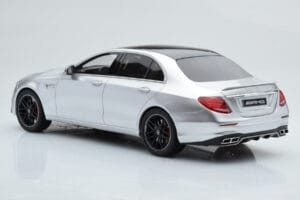 Mercedes AMG E63 S W213 Silber GT Spirit 1:18 GT230 Resin – Bild 5 von 6