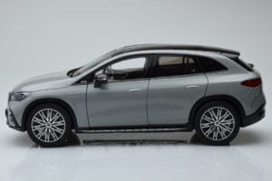 Mercedes EQE SUV X294 AMG Line Alpine Grau NZG 1:18 B66960837 Metall – Bild 4 von 8