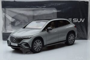 Mercedes EQE SUV X294 AMG Line Alpine Grau NZG 1:18 B66960837 Metall – Bild 8 von 8