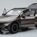 Mercedes EQE SUV X294 AMG Line Velvet Braun NZG 1:18 - image 2 of 8