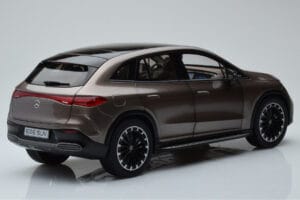 Mercedes EQE SUV X294 AMG Line Velvet Braun NZG 1:18 B66960836 Metall – Bild 3 von 8