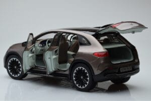 Mercedes EQE SUV X294 AMG Line Velvet Braun NZG 1:18 B66960836 Metall – Bild 5 von 8