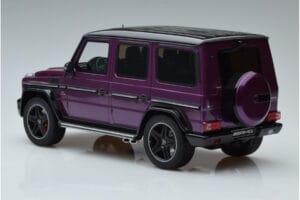 Mercedes G63 AMG W463 Crazy Color Galactic Beam Dealer Edition GT Spirit 1:18 B66961014 Resin – Bild 5 von 6