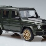 Mercedes G63 Brabus 700 Widestar W463 Grün GT Spirit 1:18 GT274 Resin - image 4 of 6