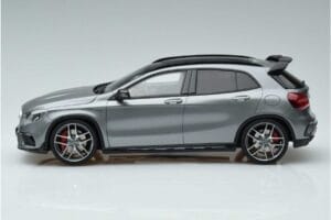 Mercedes AMG GLA 45 X156 Händler Edition GT Spirit 1:18 B66960467 Resin – Bild 3 von 6