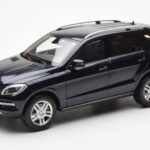 Mercedes M-Class W166 Tansanite Blau Metallic Minichamps 1:18
