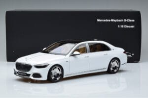 Mercedes Maybach S600 W222 V12 Biturbo Diamond Weiss Almost Real 1:18 820116 Metall – Bild 11 von 11
