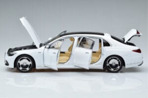 Mercedes Maybach S600 W222 V12 Biturbo Diamond Weiss Almost Real 1:18 820116 Metall – Bild 5 von 11