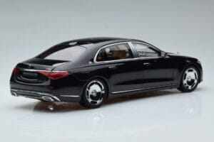 Mercedes Maybach S600 W222 V12 Biturbo Obsidian Schwarz Almost Real 1:18 820115 Metall – Bild 3 von 11