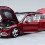 Mercedes Maybach S600 W222 V12 Biturbo Patagonia Rot Almost Real 1:18 - image 2 of 10