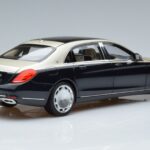 Mercedes Maybach S650 X222 Silberblau Norev 1:18 B66960615 Metall - image 3 of 7