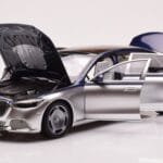 Mercedes Maybach S680 W223 Nautical Blau Cirrus Silber Almost Real 1:18 - image 2 of 8