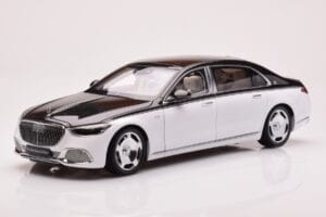 Mercedes Maybach S680 W223 Obsidian Schwarz Diamond Weiss Almost Real 1:18 820121