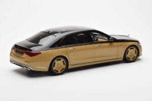 Mercedes Maybach S680 W223 Obsidian Schwarz Sand Almost Real 1:18 820124 Metall – Bild 3 von 7