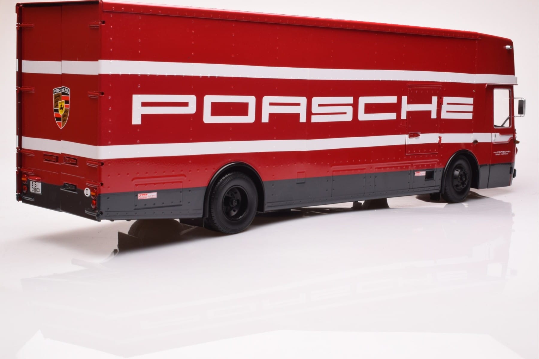 Mercedes O317 Porsche Transporter Rot CMR 1:18 CMR149 Metall – Bild 2 von 12