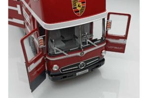 Mercedes O317 Porsche Transporter Rot CMR 1:18 CMR149 Metall – Bild 6 von 12