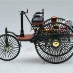 Mercedes Patent Motorwagen Grün Norev 1:18 - image 3 of 6