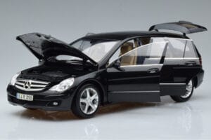Mercedes R-Class W251 Obsidian Schwarz Minichamps 1:18 B66962325 Metall – Bild 2 von 7