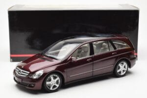 Mercedes R-Class W251 Rot Metallic Minichamps 1:18 150034602 Metall – Bild 8 von 8
