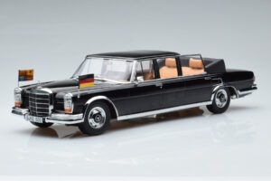 Mercedes 600 Pullman W100 Landaulet Queen Elizabeth II KK-Scale 1:18
