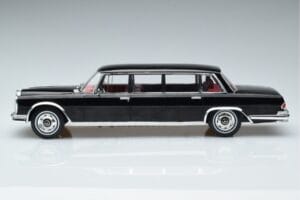 Mercedes 600 LWB Pullman W100 Schwarz MCG 1:18 MCG18187 Metall – Bild 3 von 6