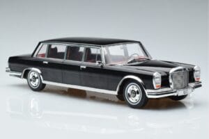 Mercedes 600 LWB Pullman W100 Schwarz MCG 1:18 MCG18187 Metall – Bild 4 von 6