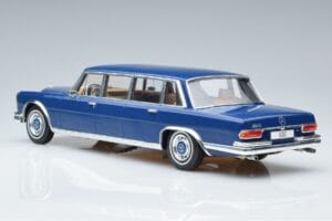 Mercedes S-Class 600 W100 LWB Pullman Dunkelblau MCG 1:18 MCG18189 Metall – Bild 5 von 6