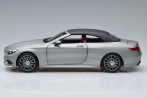 Mercedes S-Class A217 Cabriolet Grau Norev 1:18 B66960355 Metall – Bild 4 von 8