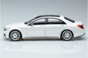 Mercedes S-Class W222 AMG Line Norev 1:18 183792 Metall – Bild 4 von 7