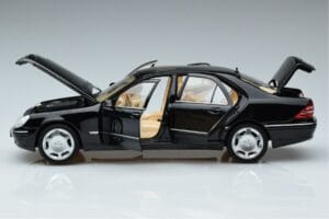 Mercedes S-Class W220 S600 Limitierte Auflage Norev 1:18 183811 Metall – Bild 4 von 8
